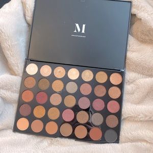 Morphe 35F pallet